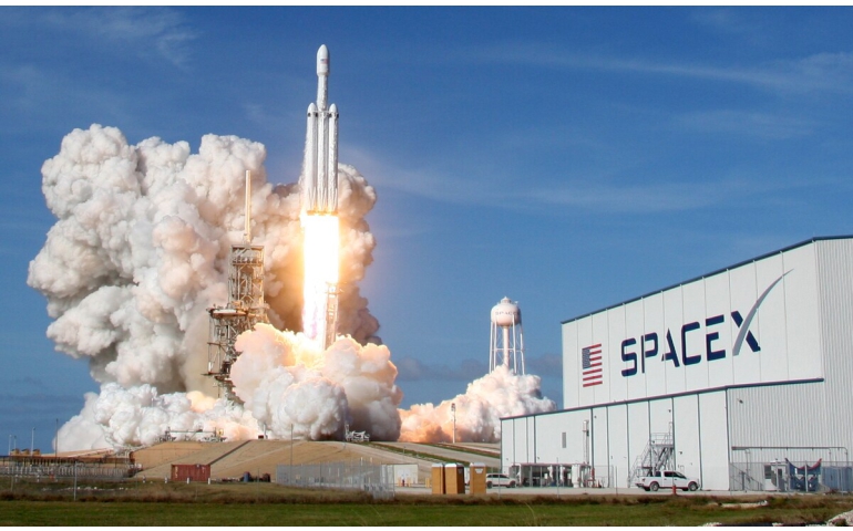 “SpaceX” компани “Starlink” интернэт сүлжээний 23 хиймэл дагуул нэмж хөөргөв